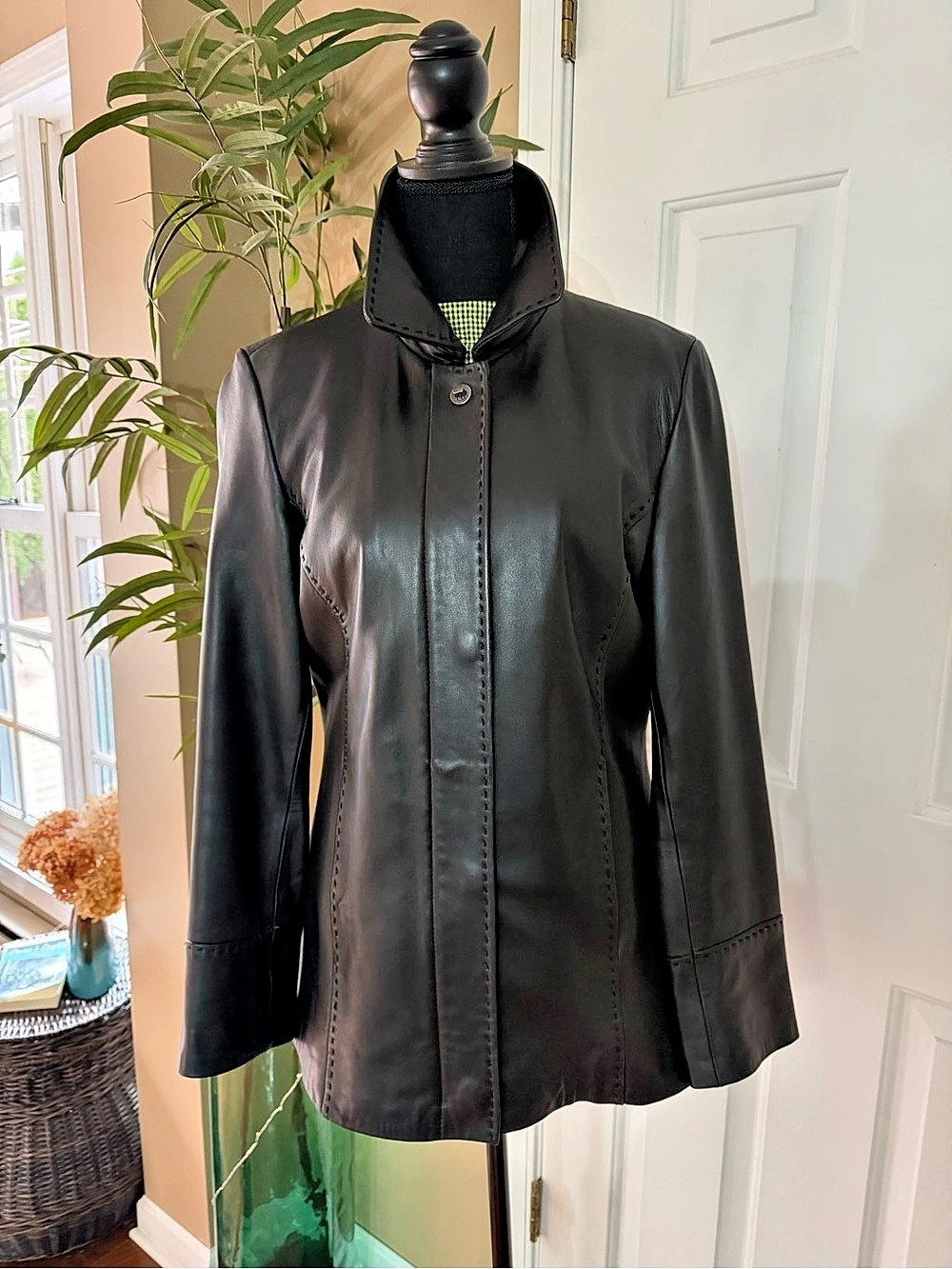 Calvin Klein Genuine Leather Jacket Size Small Like New
